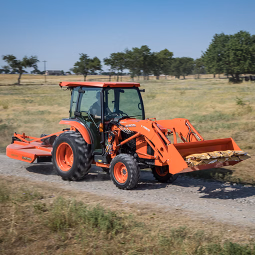 2026 Kubota L3560HSTC Limited Edition(4WD, Cab) - Image 7