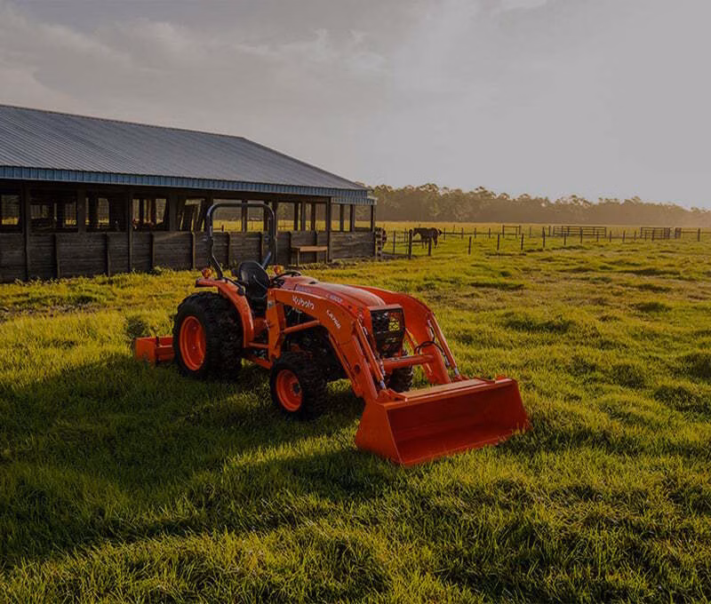 2026 Kubota L4802-NARROW - Image 4