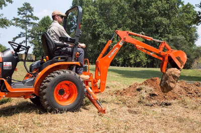 2025 Kubota B2401 Narrow 5