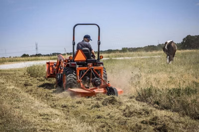 2025 Kubota B2401 Narrow 8