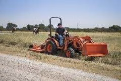2026 Kubota B2401 Narrow - Image 11